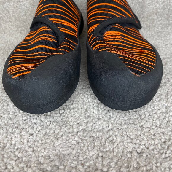 ClimbX Black and Red Other Rock Wall Black and Orange Climbing Youth US Size 4 - Picture 10 of 10